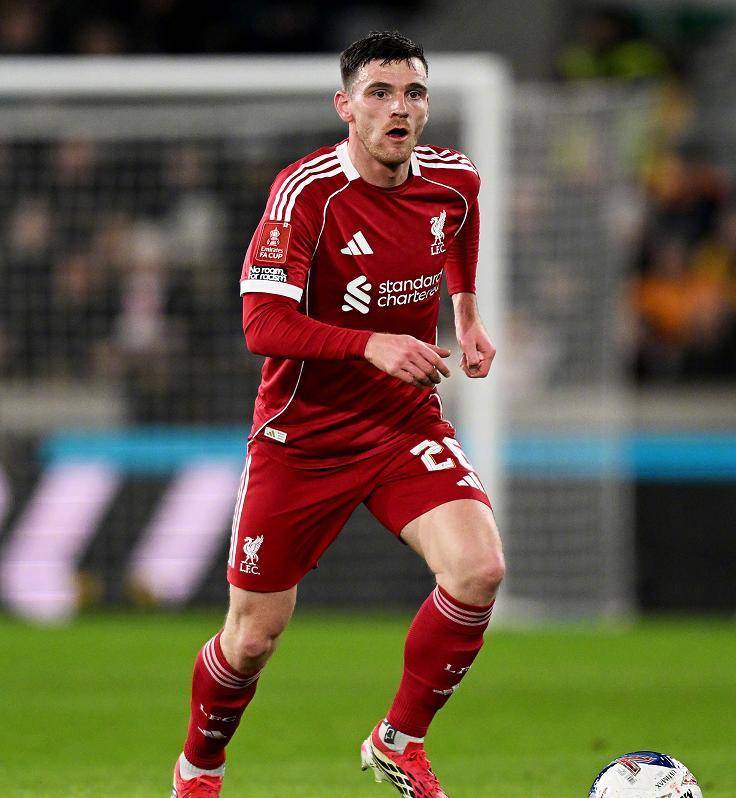 时隔4年铁卫再献传射，萨拉赫破门，利物浦3-1复仇狼队晋级八强